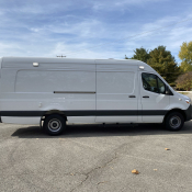 20241028_165427599_iOS